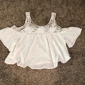 Alya White Flowey crop top